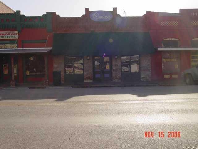 112 Main ST