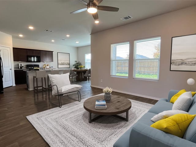 112 Skipping Stone Ln