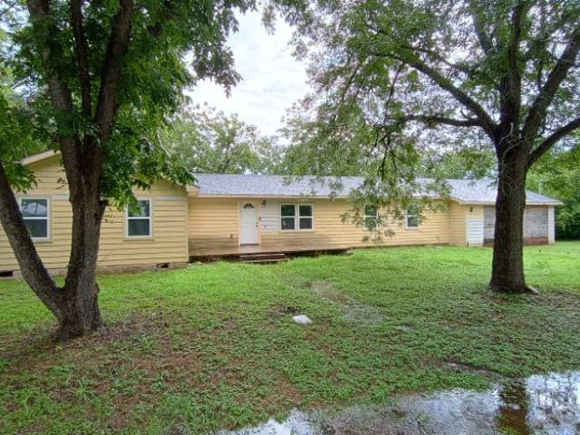 112 W Ila St