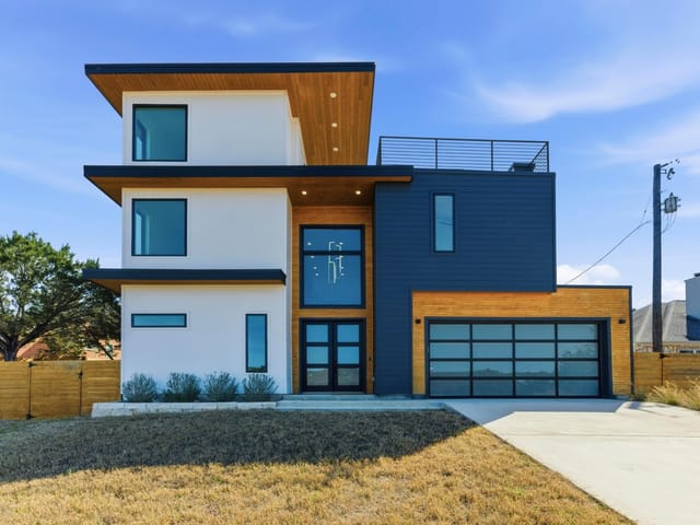 11205 Beach RD