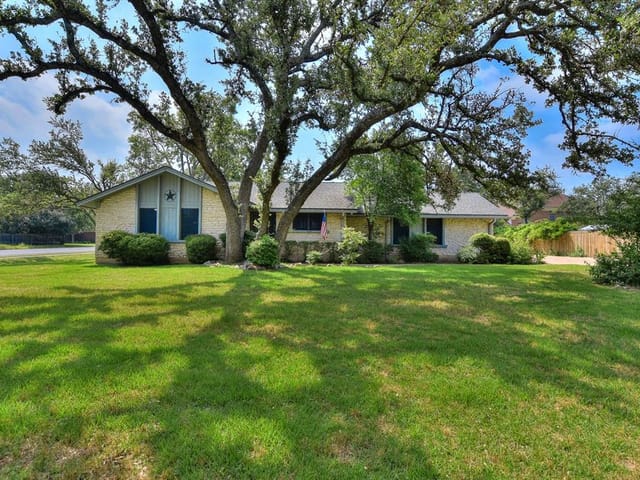 11205 D K Ranch Rd