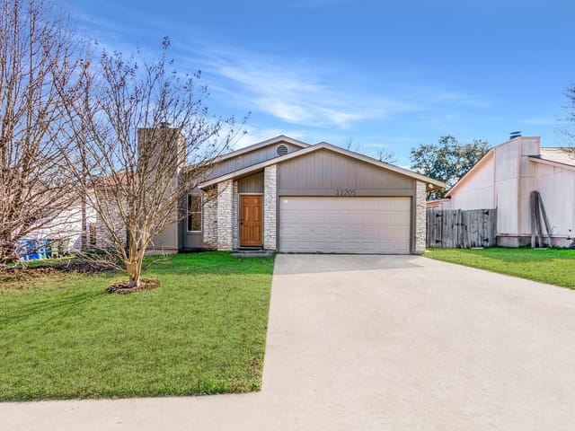 11205 SLIPPERY ELM TRL