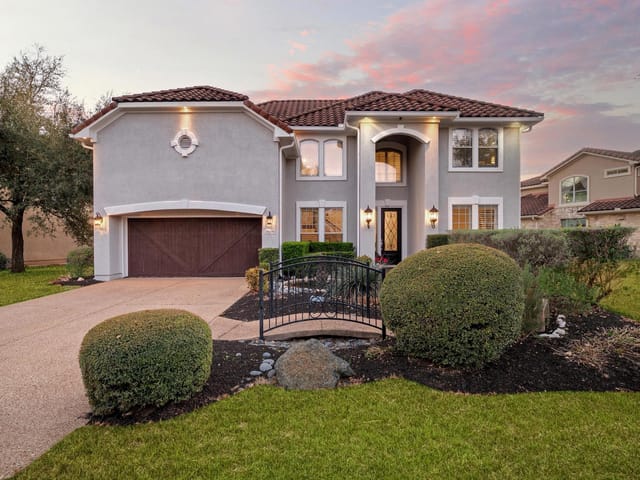 11208 Woodland Hills Trl