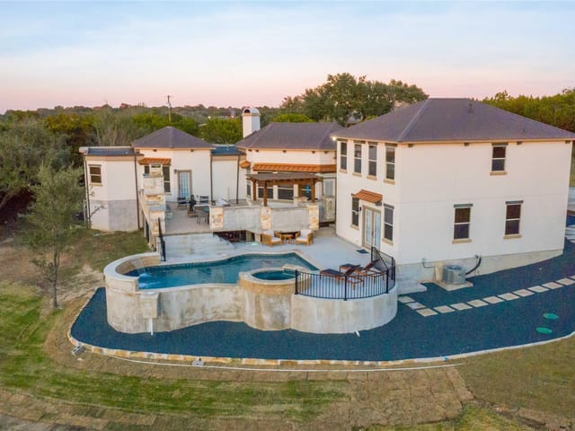 11209 Southwest Oaks DR