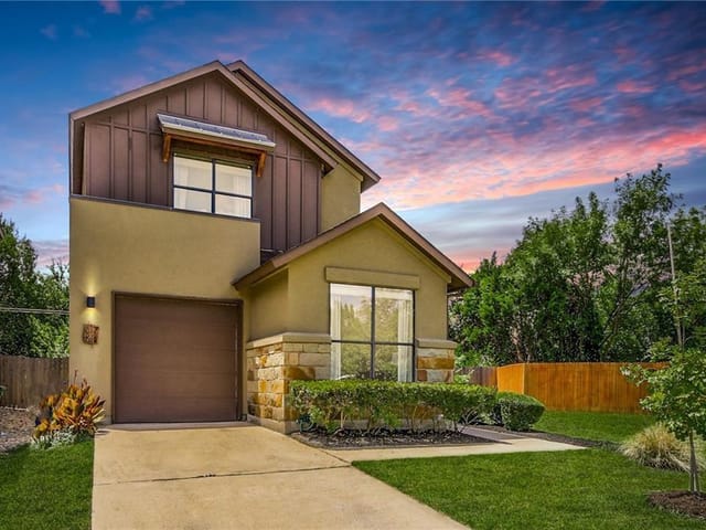 1121 Blair Way