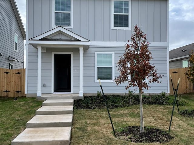 1121 Largemouth RD