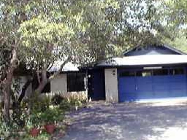 1121 SAN AUGUSTINE