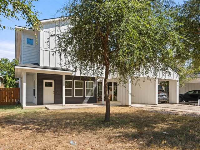 1121 Walton LN Unit #B