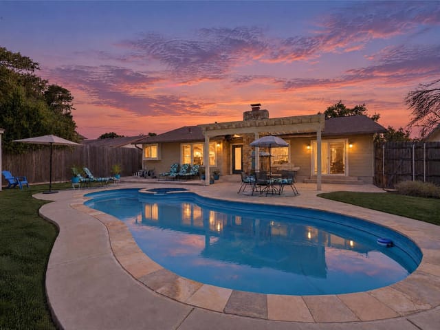 View 11210 Henge DR 11210 Henge DR, photo 1 of 6, Austin, TX
