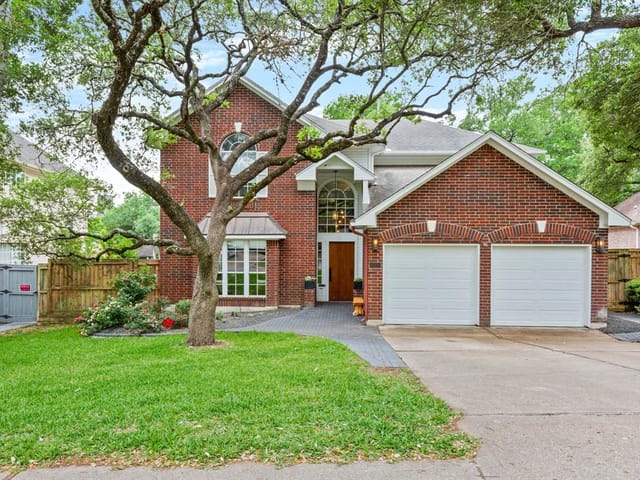 11212 South Bay Ln