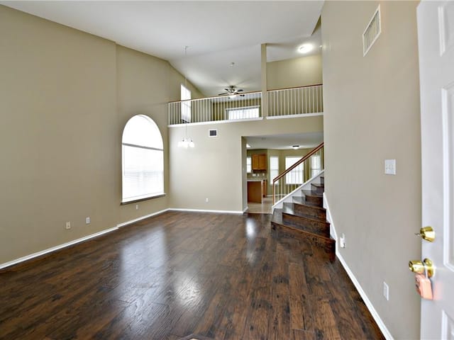 11216 Hattery LN