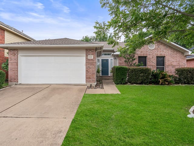 11220 Amaranth Ln
