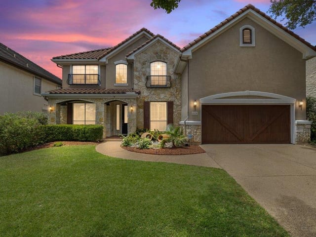 11228 Woodland Hills TRL - front exterior - Luxury home in Steiner Ranch Ph 01 Sec 10A, Austin, TX