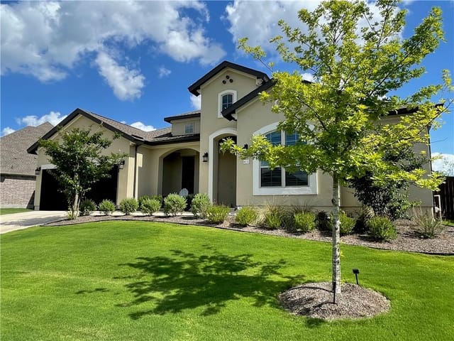 11232 Mesa Verde Dr