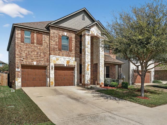 1124 Calla Lily Blvd