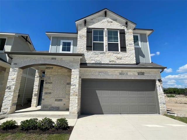 1128 Autumn Heather Dr