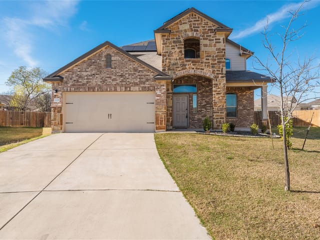 1129 Ibis Falls Loop
