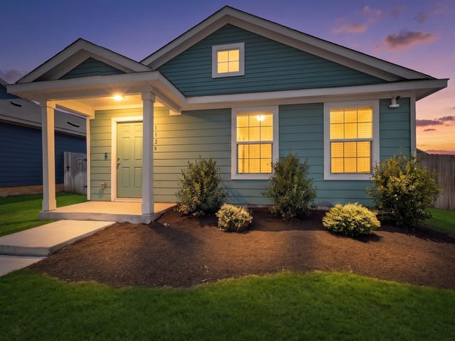 1129 Largemouth LN