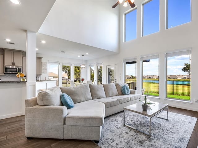 113 Cascia Cir