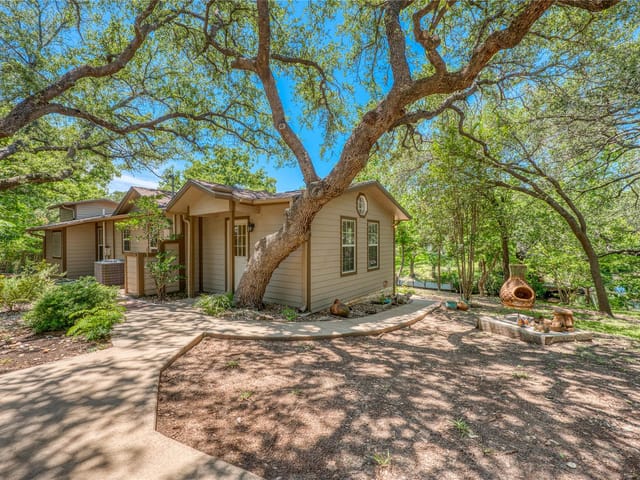 113 Red Bird DR