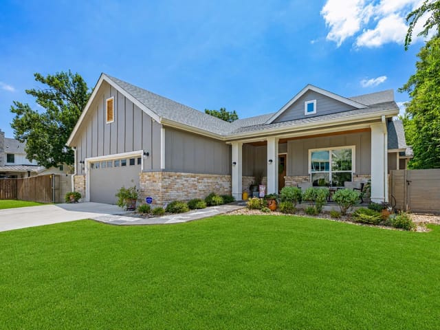 113 Retreat PL