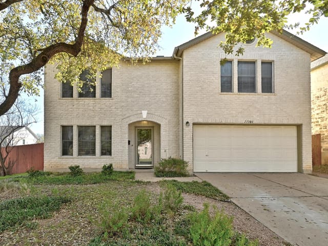 11301 Blairview LN