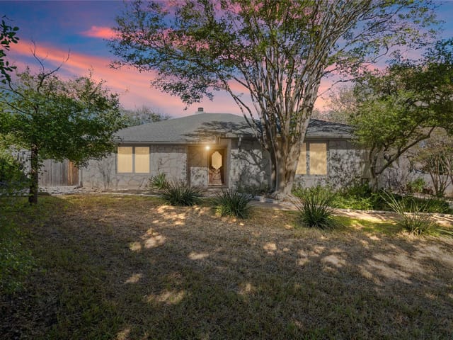 11302 Aloysia Dr