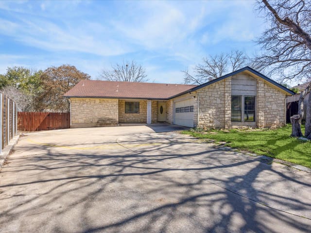 11303 Aloysia Dr