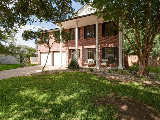 11304 Esperanza Dr