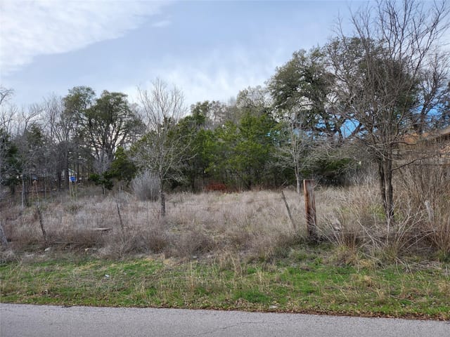 11304 Lakeside DR