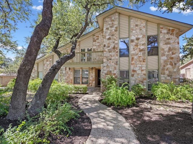 11306 Pickfair DR