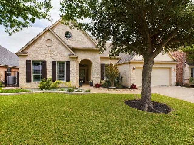 11309 Archstone Dr