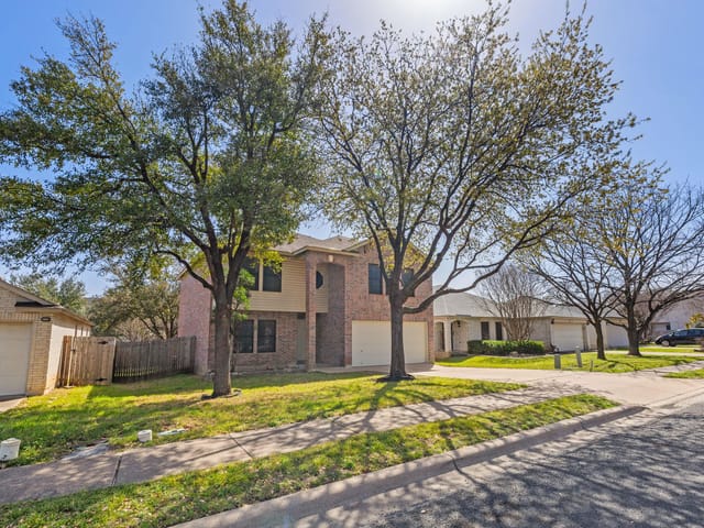 11309 Kingsgate Dr