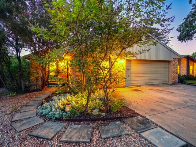 1133 Fox Run CIR