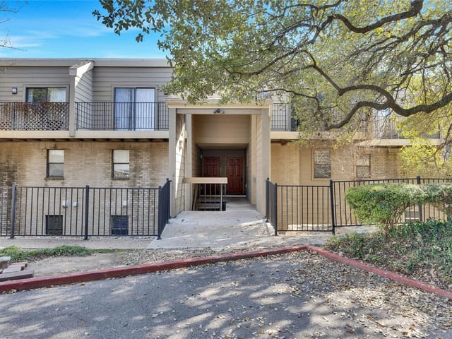 1135 Barton Hills DR Unit #229