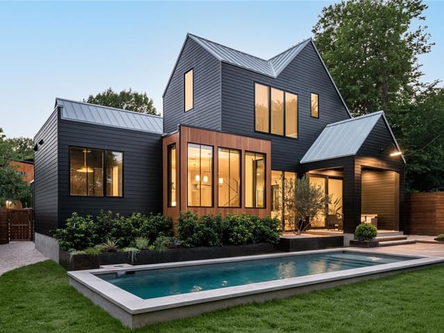 1135 Gillespie PL