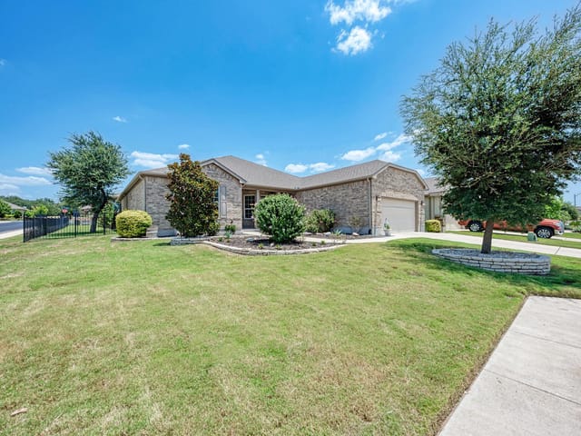 114 Palo Blanco Creek LN