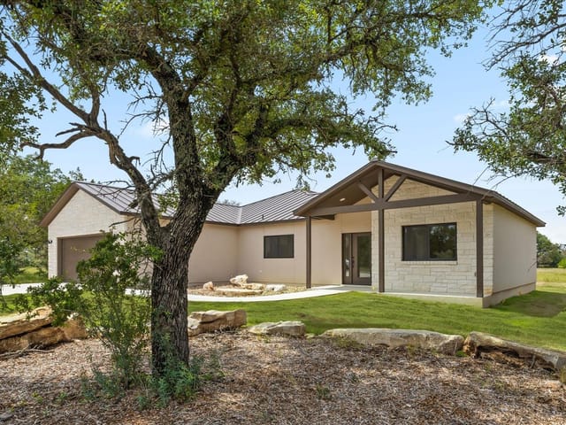 114 Rolling Hill DR