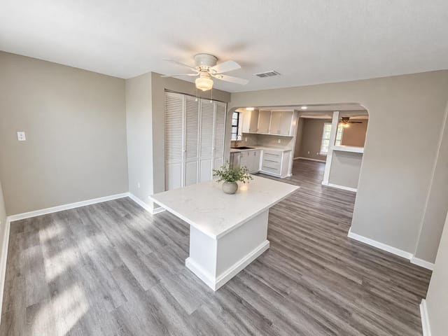 114 Royal ST