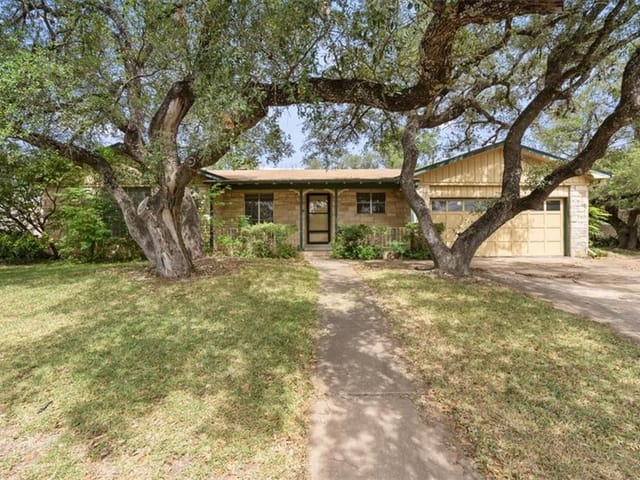 11400 Titian Dr