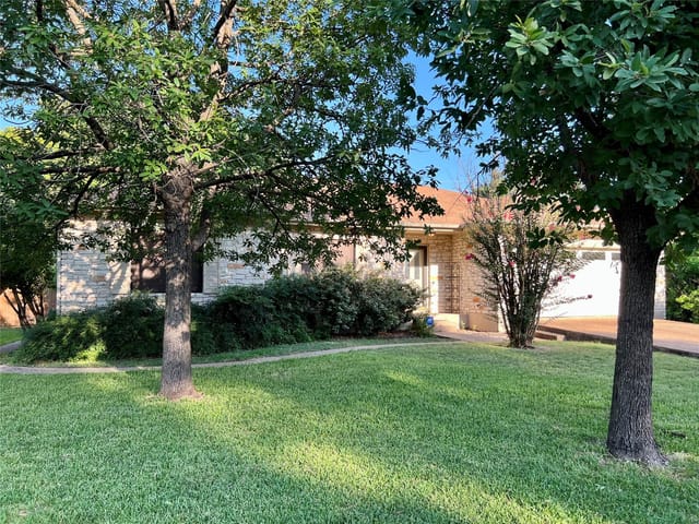 11403 Oak Knoll DR