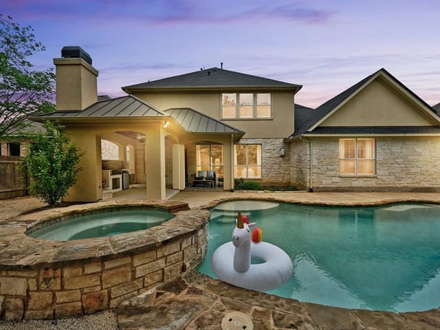 11404 Archstone Dr