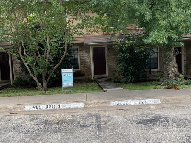 11404 Walnut Ridge DR Unit #9