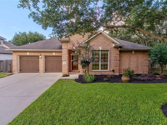 11405 Larue Belle Ln