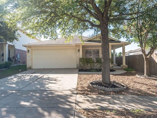 11406 Johnny Weismuller Ln