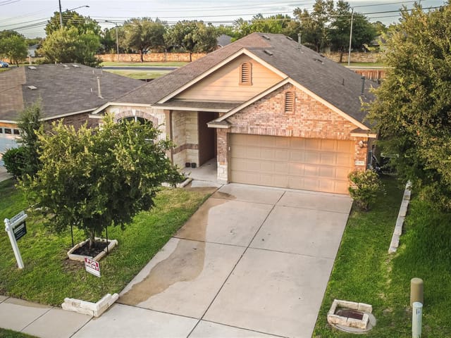 11409 Satchel DR