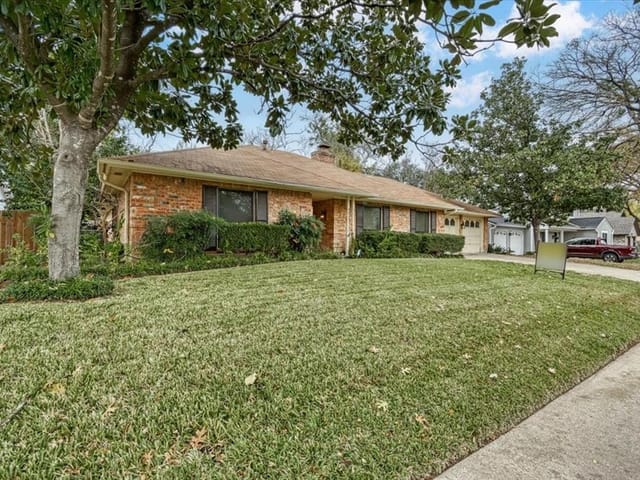 11410 Santa Cruz Dr