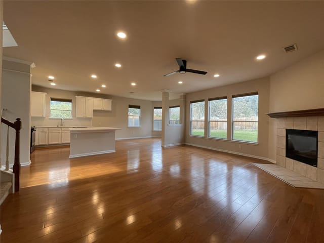 11412 Barbrook CV