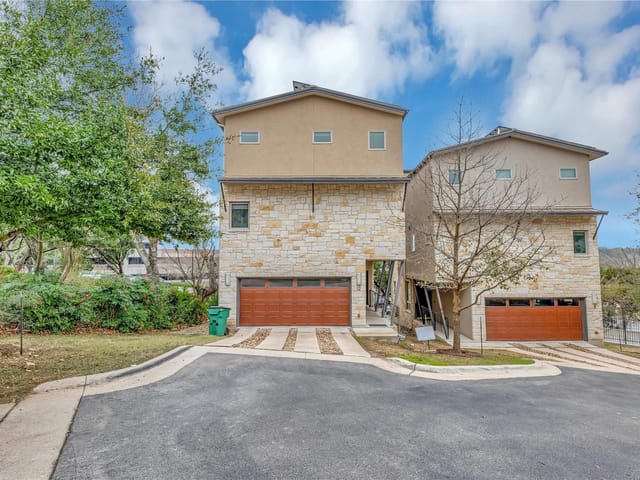 1142 Lost Creek Blvd Unit #12