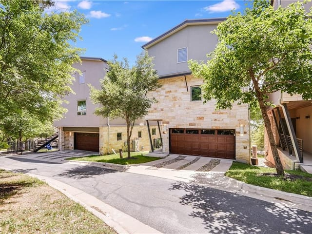 1142 Lost Creek BLVD Unit #7
